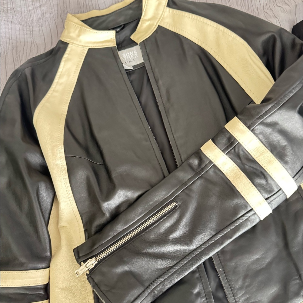 Wilsons Leather Black and Cream Bomber Jacket